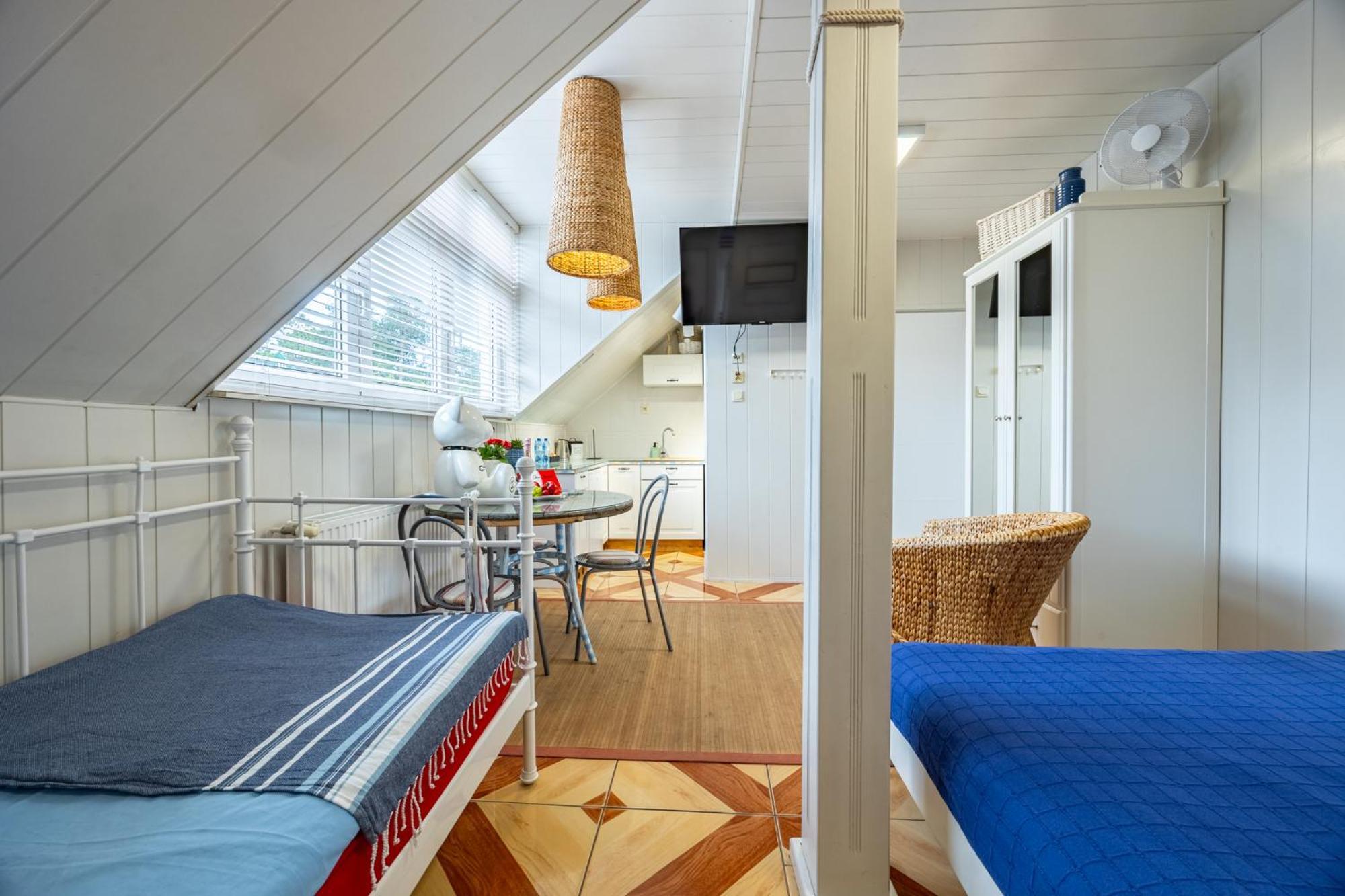 Apartamenty I Pokoje Blisko Morza Gryfa Pomorskiego 54 ミエンジズドロイェ エクステリア 写真